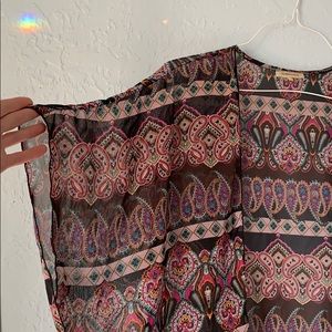 Boho flowy coverup kimono style top